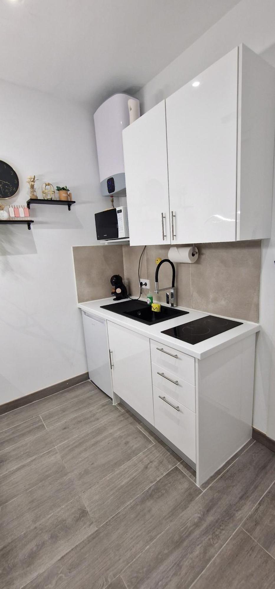 Ferienwohnung Barcelona, Apartamento De 1 Habitacion L’Hospitalet de Llobregat Exterior foto