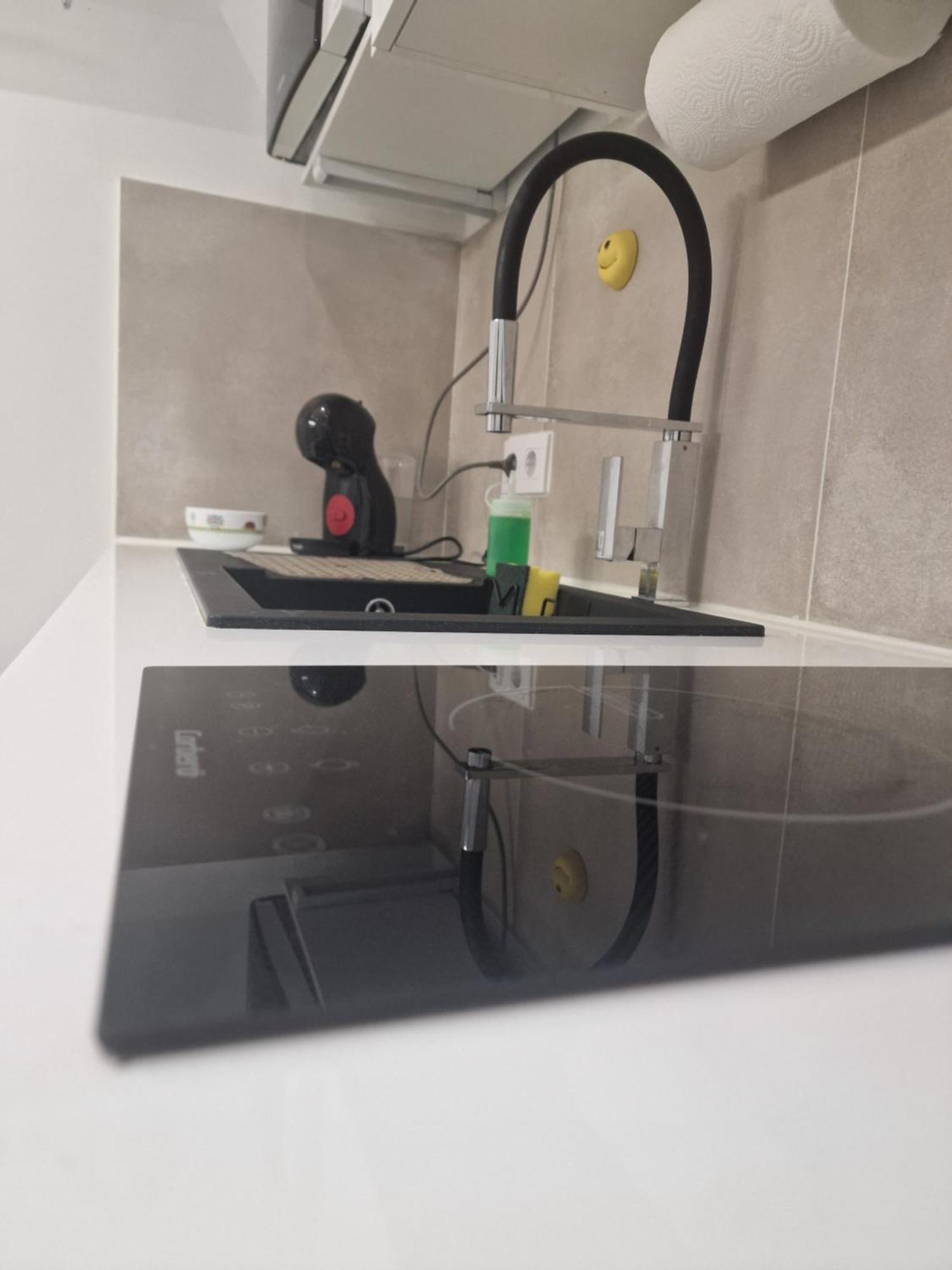 Ferienwohnung Barcelona, Apartamento De 1 Habitacion L’Hospitalet de Llobregat Exterior foto